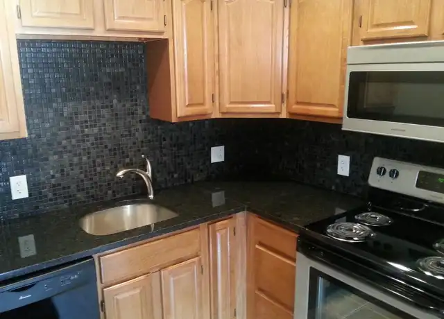 Property at 124 King St Unit 3C, Pottstown, PA, 19464, 1 bed, 1 bath, [object Object]