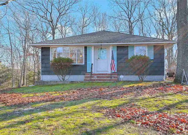 Property at 415 Southern Cross Rd, Cutchogue, NY, 11935, 2 beds, 2 baths, [object Object]