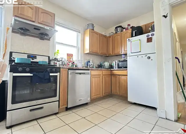Property at 110 Murdock St Unit 3, Boston, MA, 02135, 4 beds, 1 bath, [object Object]