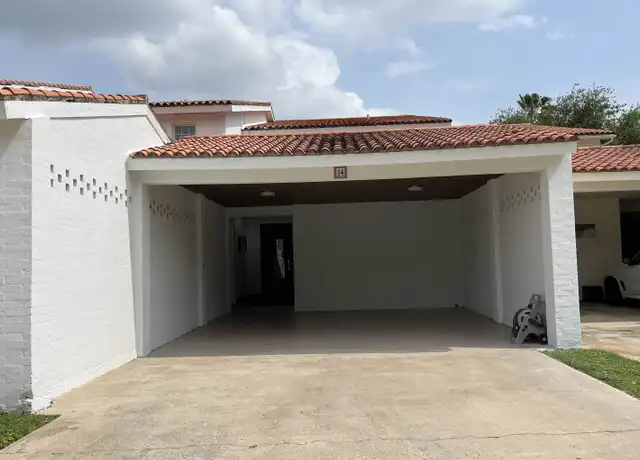 Property at 1800 Country Club Dr #14, Laredo, TX, 78045, 3 beds, 3 baths, [object Object]