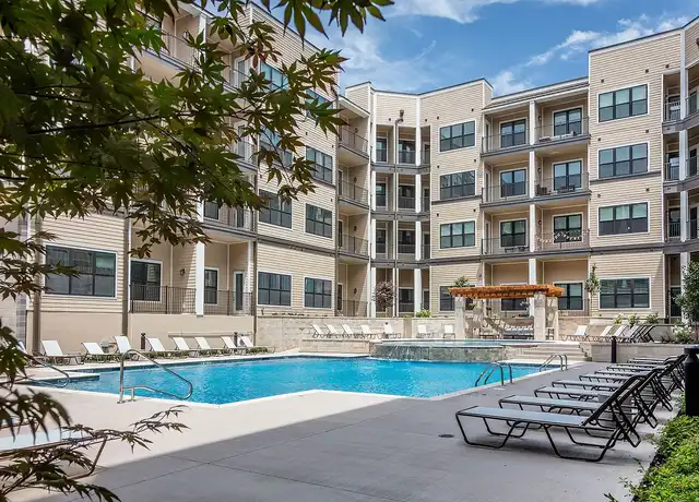 Property at Promontory - 8961 Metcalf Ave, Overland Park, KS, 66212, 1-2 bed, 1-2.5 bath, [object Object]