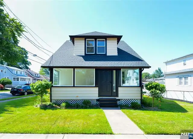 Property at 244 Van Winkle Ave Unit 2, Hawthorne, NJ, 07506, 2 beds, 1 bath, [object Object]