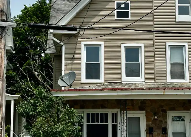 Property at 229 Coal St, Lehighton, PA, 18235, 3 beds, 1 bath, [object Object]