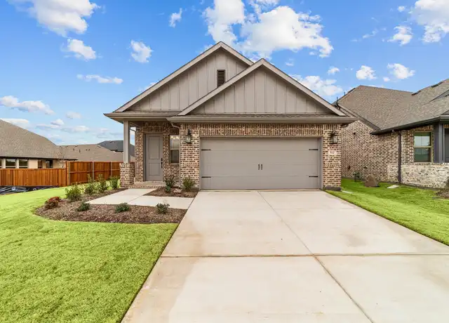 Property at 512 Sunflower TRL, Sherman, TX, 5 beds, 3 baths, [object Object]
