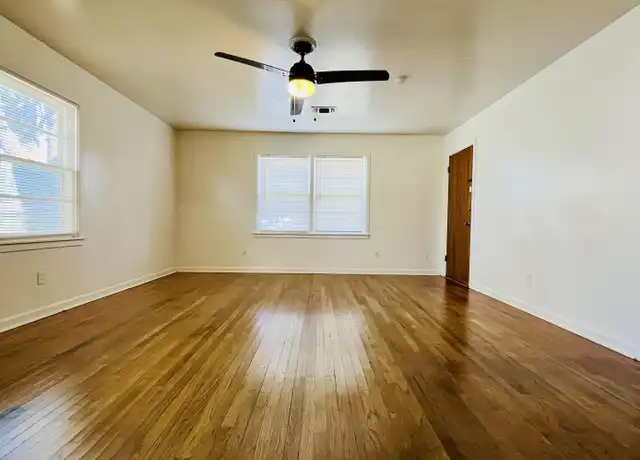 Property at 3113 33rd St Unit B, Lubbock, TX, 79410, 1 bed, 1 bath, [object Object]