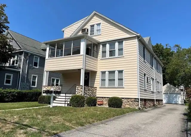 Property at 59 Colonial Rd #2, Stamford, CT, 06906, 2 beds, 1 bath, [object Object]
