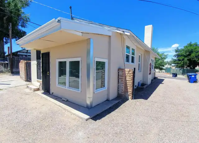 Property at 204 Ash St SE Unit B, Albuquerque, NM, 87106, 1 bed, 1 bath, [object Object]