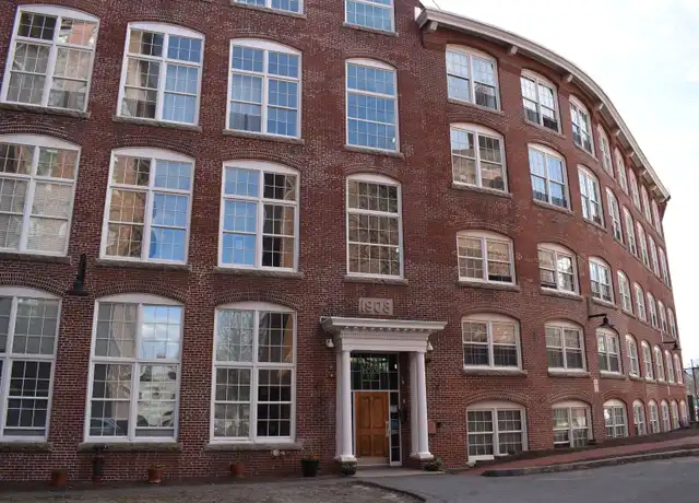 Property at 200 Market St, Lowell, MA, 01852, 2 beds, 1 bath, [object Object]