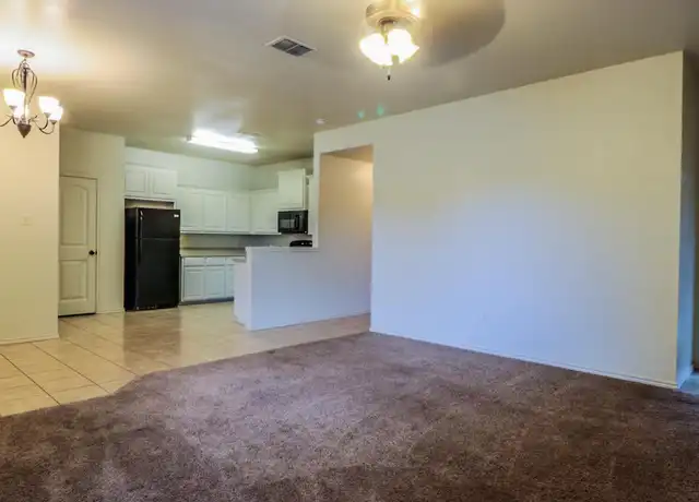 Property at 9806 Avenue U Unit B, Lubbock, TX, 79423, 3 beds, 2 baths, [object Object]