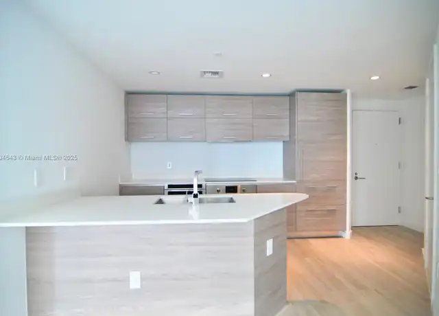 Property at 1300 S Miami Ave #4409, Miami, FL, 33130, 2 beds, 2.5 baths, [object Object]