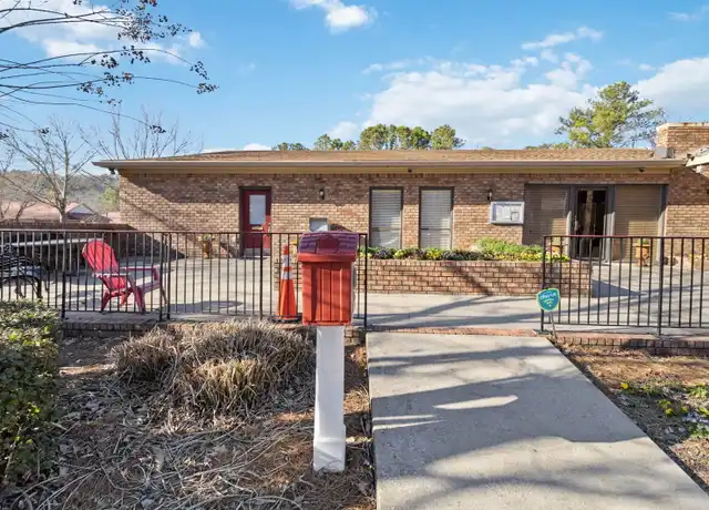 Property at 1004 Patton Creek Ln, Hoover, AL, 35226, 3 beds, 2 baths, [object Object]