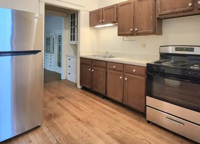 Property at 5600 S Dorchester Ave Unit 5600-3, Chicago, IL, 60637, 3 beds, 1.5 baths, [object Object]