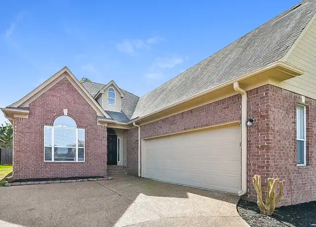 Property at 4494 Graystone Dr, Southaven, MS, 38671, 3 beds, 2 baths, [object Object]