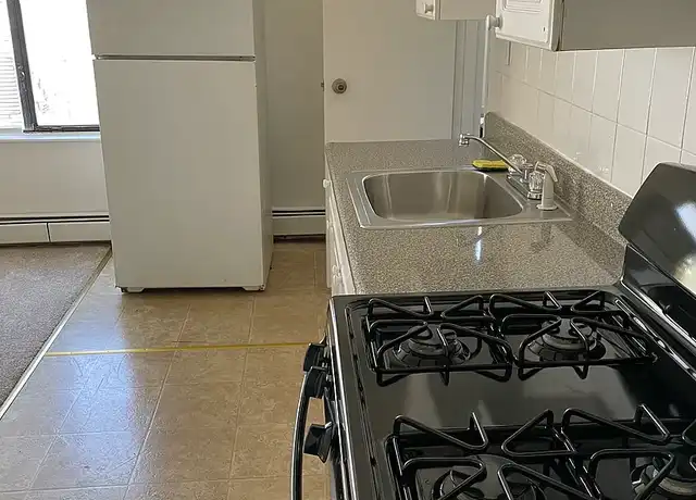 Property at 992 Broadway, Bayonne, NJ, 07002, 0 beds, 1 bath, [object Object]