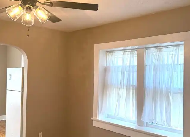 Property at 1126 Nelson St Unit 1126, Fort Wayne, IN, 46802, 2 beds, 1 bath, [object Object]