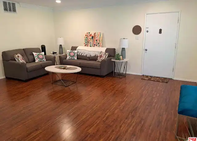 Property at 1018 S Wooster St, Los Angeles, CA, 90035, 1 bed, 1 bath, [object Object]
