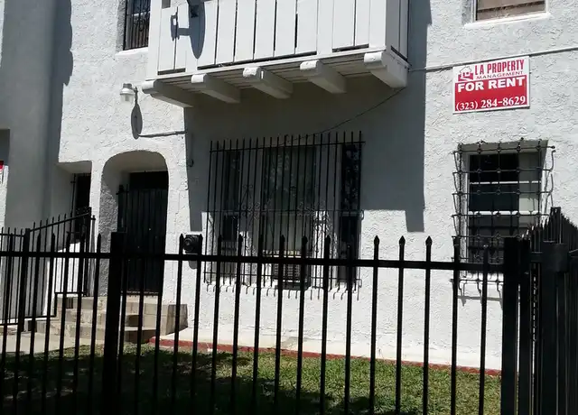 Property at 843 N Ridgewood Pl Unit 205, Los Angeles, CA, 90038, 1 bed, 1 bath, [object Object]