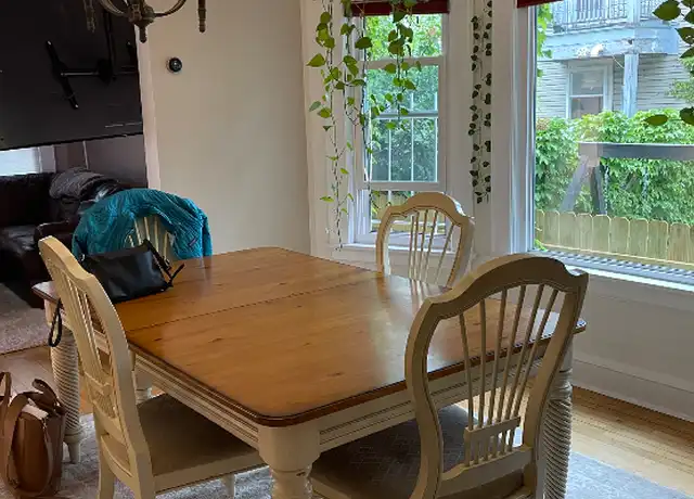 Property at 2115-2117 N Newhall St Unit 2115, Milwaukee, WI, 53202, 3 beds, 1 bath, [object Object]