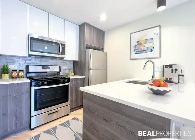 Property at 954 W Grace St, Chicago, IL, 60613, 1 bed, 1 bath, [object Object]