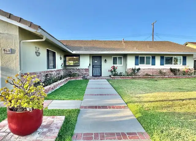Property at 960 Junipero Dr, Costa Mesa, CA, 92626, 4 beds, 2 baths, [object Object]