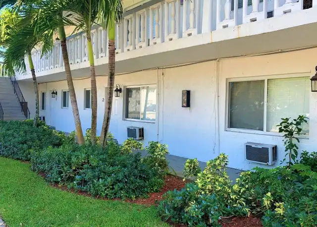 Property at 701 SW 14th Ave Unit 4, Fort Lauderdale, FL, 33312, 2 beds, 1 bath, [object Object]