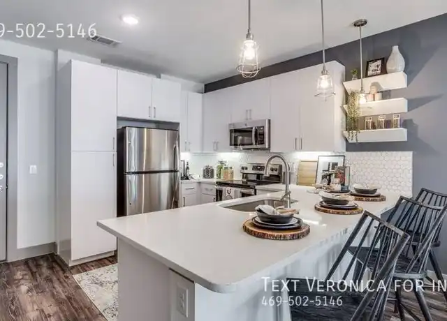 Property at 195 W Davis St Unit 239375-558, Dallas, TX, 75208, 1 bed, 1 bath, [object Object]