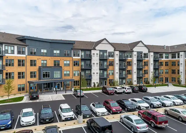 Property at Brighton Oaks - 617 8th Ave NW, Saint Paul, MN, 55112, 1 bed, 1 bath, [object Object]