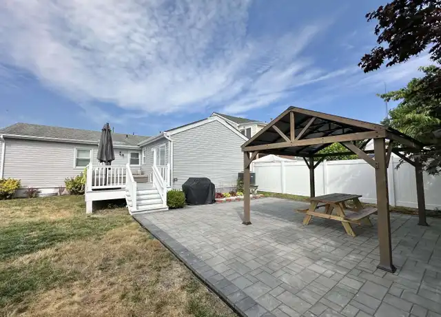 Property at 117 Lincoln Dr, Brigantine, NJ, 08203, 3 beds, 2 baths, [object Object]