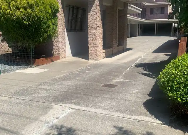 Property at 3556 Dimond Ave Unit 305, Oakland, CA, 94602, 1 bed, 1 bath, [object Object]