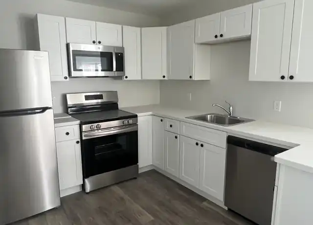 Property at 201 Bridge St Unit 302, Morristown, VT, 05661, 1 bed, 1 bath, [object Object]