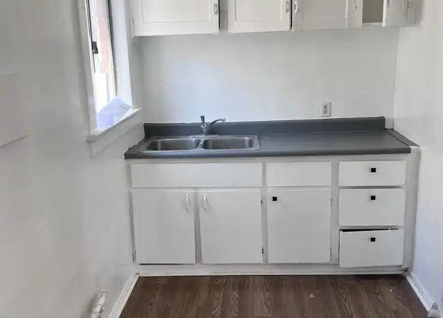 Property at 224 1/2 W F St, Wilmington, CA, 90744, 1 bed, 1 bath, [object Object]