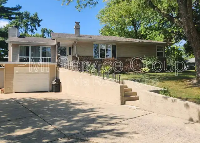 Property at 229 Hickory St, Oswego, IL, 60543, 4 beds, 2 baths, [object Object]