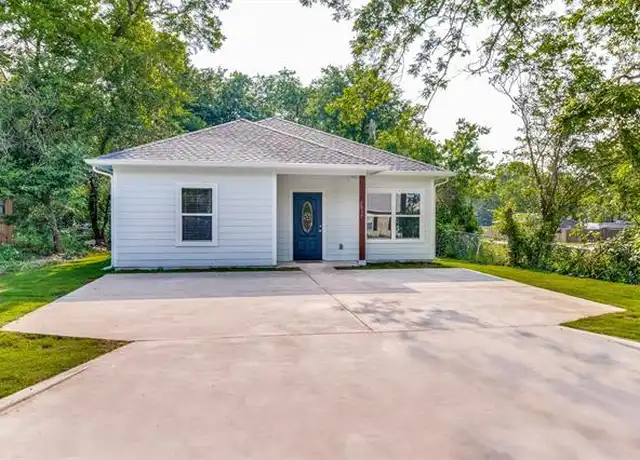 Property at 2017 S Montgomery St, Sherman, TX, 75090, 3 beds, 2 baths, [object Object]