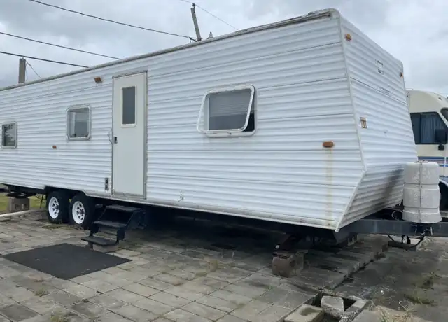 Property at 176 W Airline Hwy, Kenner, LA, 70062, 1 bed, 1 bath, [object Object]