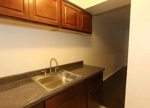 Property at 1040 Hollywood - 1040 W Hollywood Ave, Chicago, IL, 60660, 0 beds, 1 bath, Contact for Price