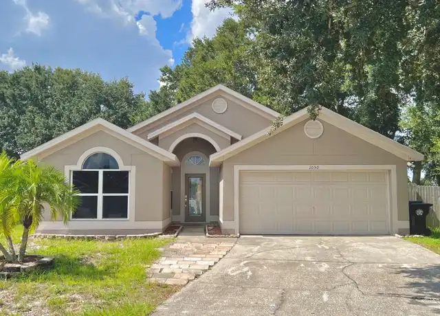 Property at 1050 Pineview Ct, Apopka, FL, 32712, 4 beds, 2 baths, [object Object]