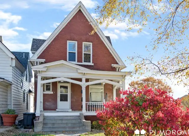 Property at 3735 S 24th St Unit 2, Omaha, NE, 68107, 2 beds, 1 bath, [object Object]