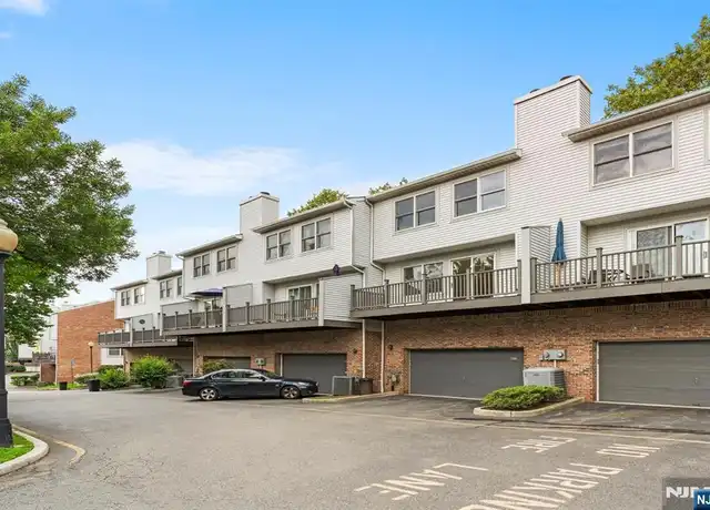 Property at 473 Undercliff Ave, Edgewater, NJ, 07020, 3 beds, 2.5 baths, [object Object]
