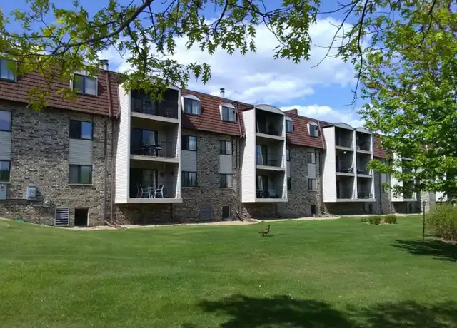 Property at 4575 W 80th Street Cir #335, Minneapolis, MN, 55437, 1 bed, 1 bath, [object Object]
