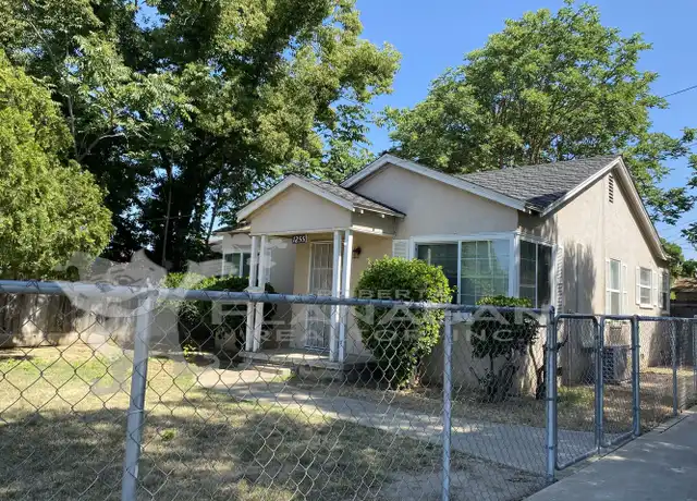 Property at 1255 Yosemite Pkwy, Merced, CA, 95340, 2 beds, 1 bath, [object Object]