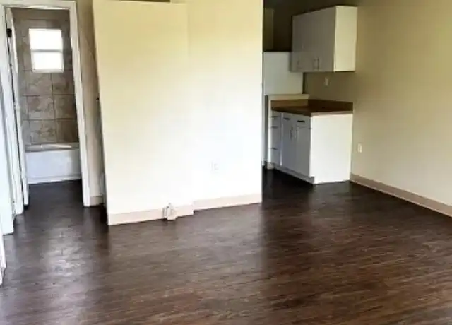 Property at 541 S Cottage Hill Rd, Orlando, FL, 32805, 2 beds, 1 bath, [object Object]