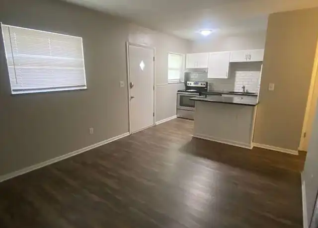 Property at 208 Southwood Ave, Columbus, OH, 43207, 1 bed, 1 bath, [object Object]