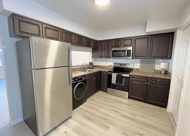 Property at 121 Danube Ave Unit 106, Tampa, FL, 33606, 2 beds, 2 baths, [object Object]