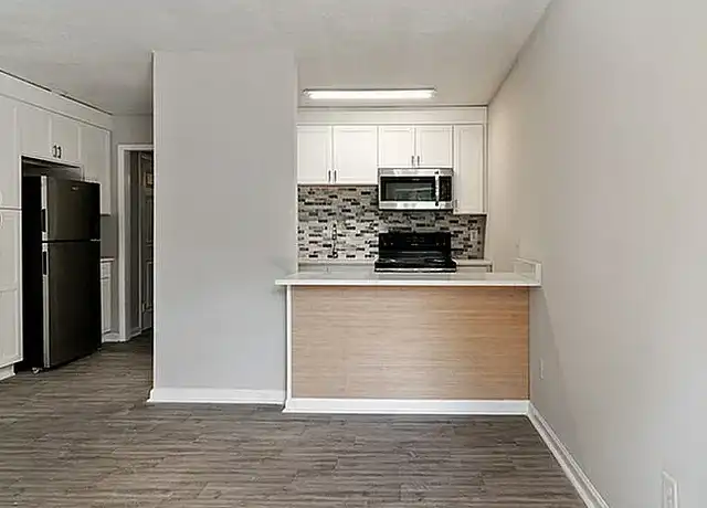 Property at The Station on Pineview - 74 Woodbine St, Kernersville, NC, 27284, 1-2 bed, 1 bath, [object Object]