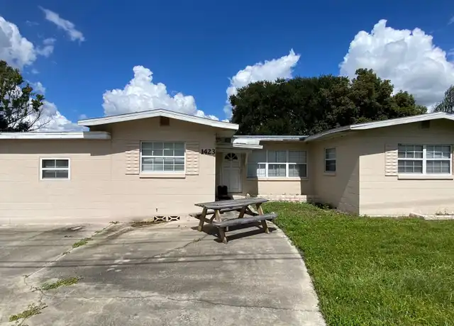 Property at 1423 McCoy Rd, Orlando, FL, 32809, 3 beds, 1 bath, [object Object]