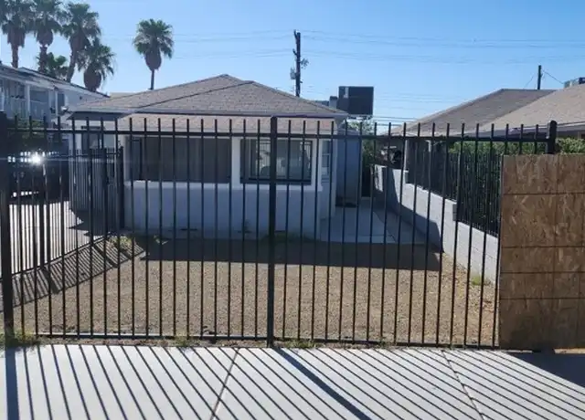 Property at 321 S 10th St Unit 321, Las Vegas, NV, 89101, 2 beds, 1 bath, [object Object]