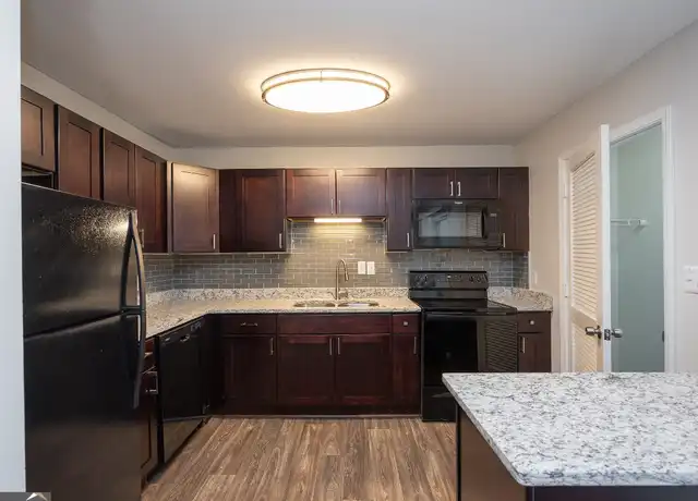 Property at 4883 Roswell Rd Unit G5, Sandy Springs, GA, 30342, 2 beds, 2 baths, [object Object]