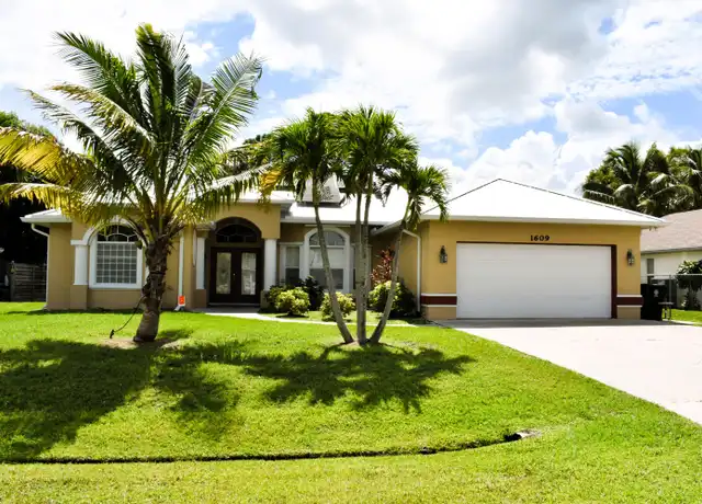 Property at 1609 SE Ridgewood St, Port Saint Lucie, FL, 34952, 3 beds, 2.5 baths, [object Object]