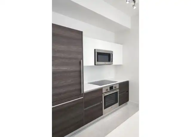 Property at 301 Altara Ave #424, Coral Gables, FL, 33146, 1 bed, 1 bath, [object Object]