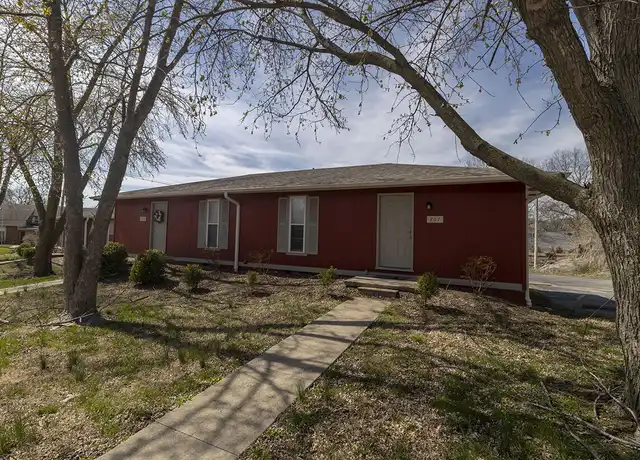 Property at 207 Wheaton Ct, Columbia, MO, 65203, 3 beds, 2 baths, [object Object]